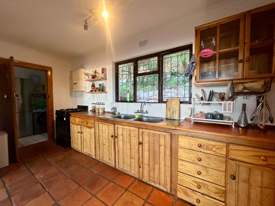 To Let 2 Bedroom Property for Rent in Muizenberg Western Cape